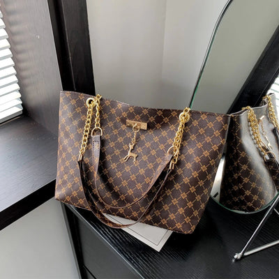 New Presbyopia Handbag Texture Soft Leather Large Capacity Tote Women Bag with Hanging Accessories Shoulder Bag