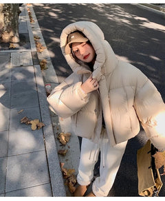 Trendy American Sle Women'S Ort Cotton Jaet Coat with Hood Winter Faion Small Size Design Sense Bread Clothes