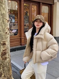 Trendy American Sle Women'S Ort Cotton Jaet Coat with Hood Winter Faion Small Size Design Sense Bread Clothes